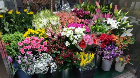 「花芳」　（東京都港区）の花屋店舗写真3